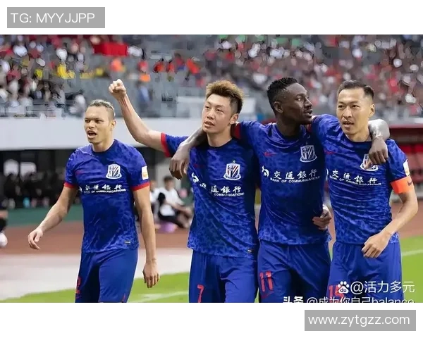 2017中超精彩对决鲁能迎战申花激烈角逐引发球迷热烈关注